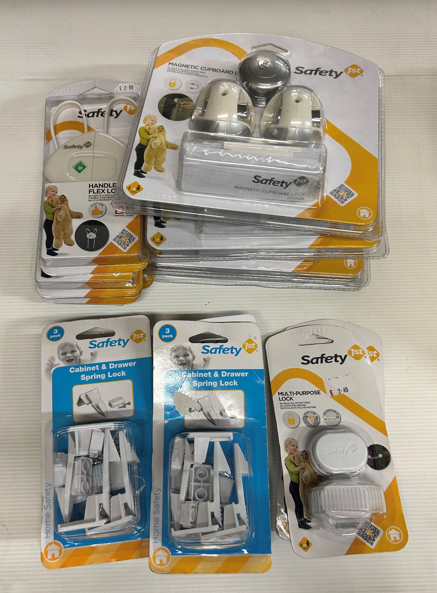 BRAND NEW PACKAGED SAFETY 1ST BUNDLE INC DOOR,