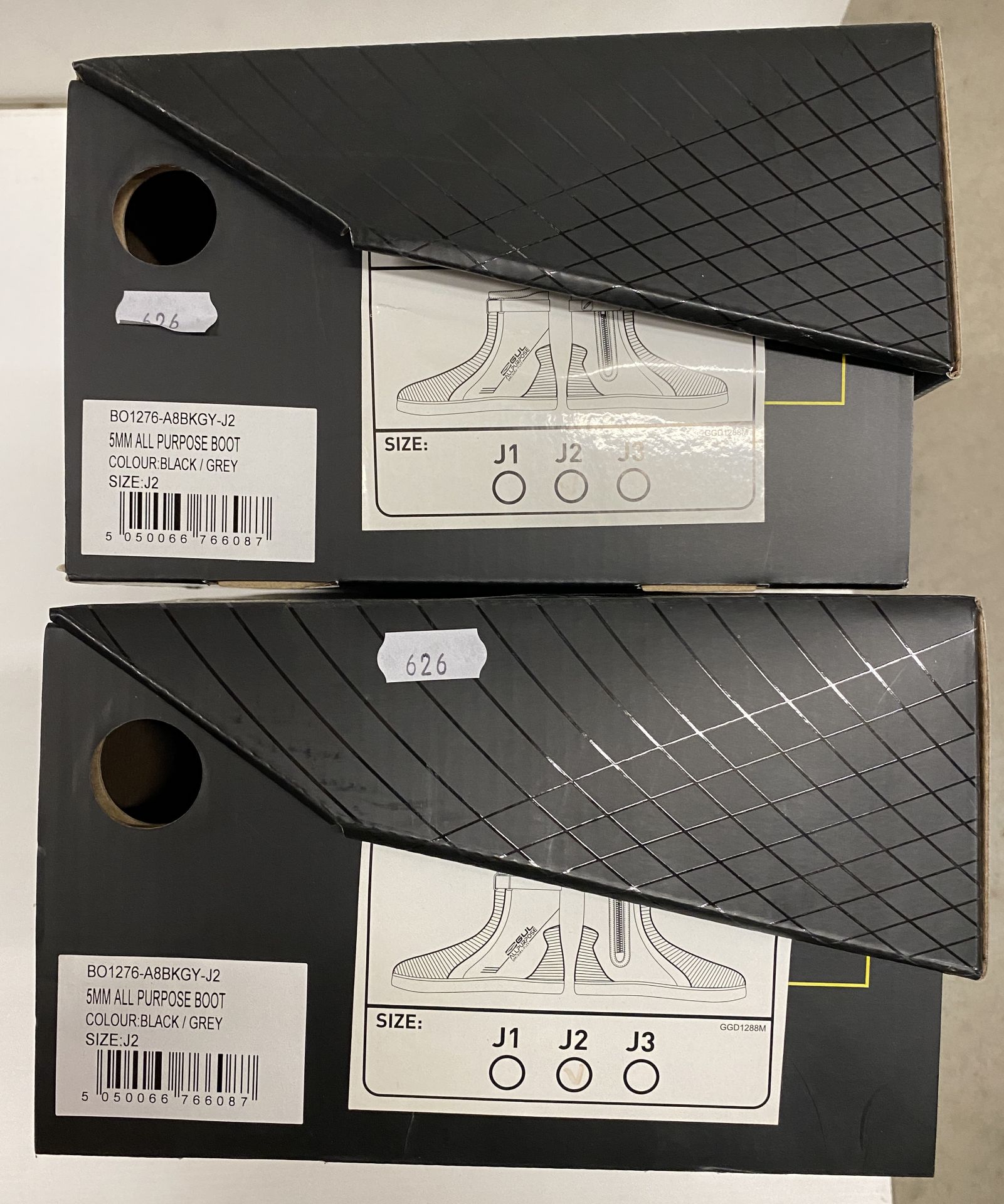 2 x Pairs of GUL 5mm All Purpose Boots Black/Grey - Size J2 - RRP £49. - Bild 3 aus 3