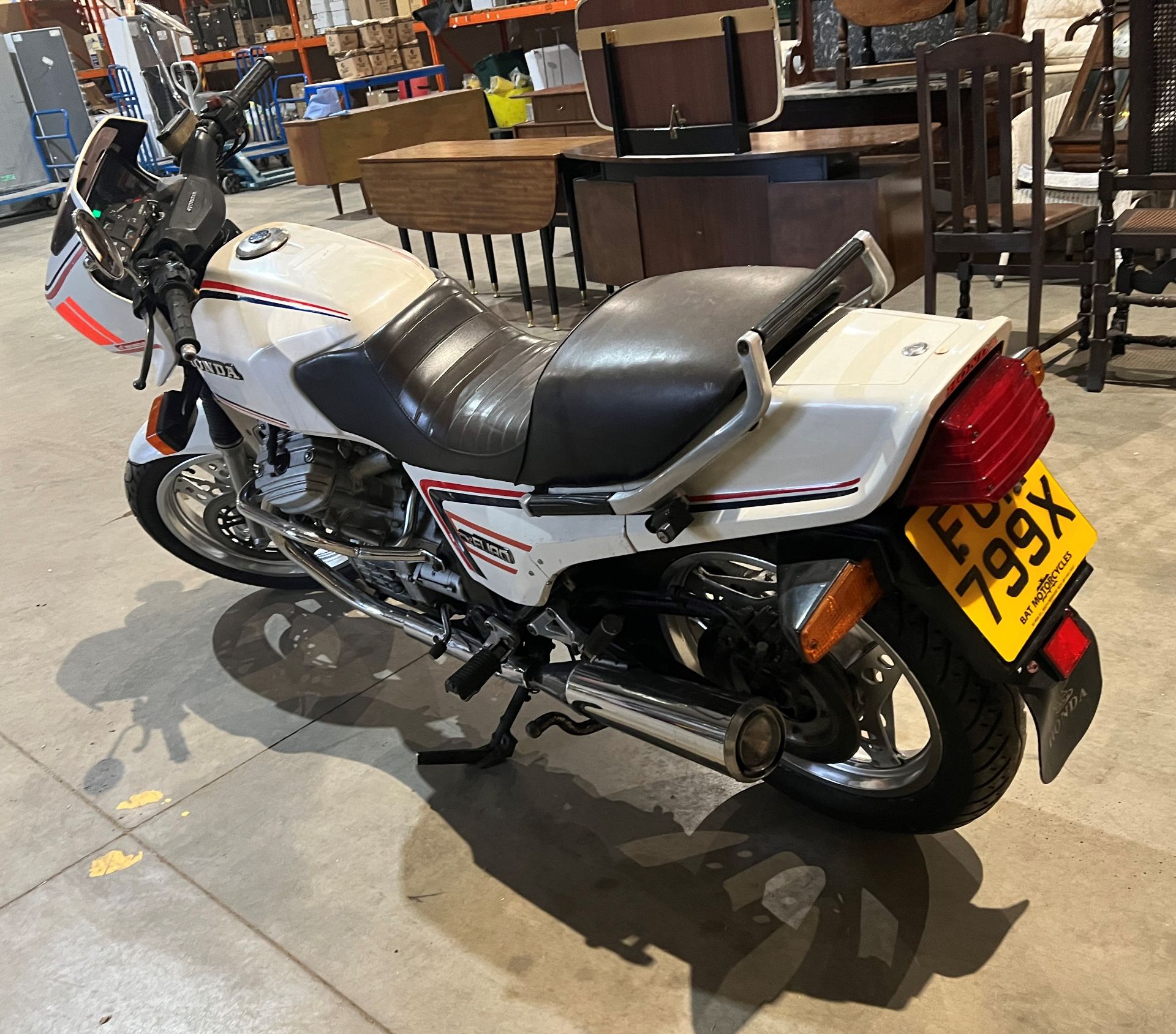 HONDA CX EURO GL400 MOTORBIKE - Petrol - White - Import, previously registered overseas. - Image 6 of 11