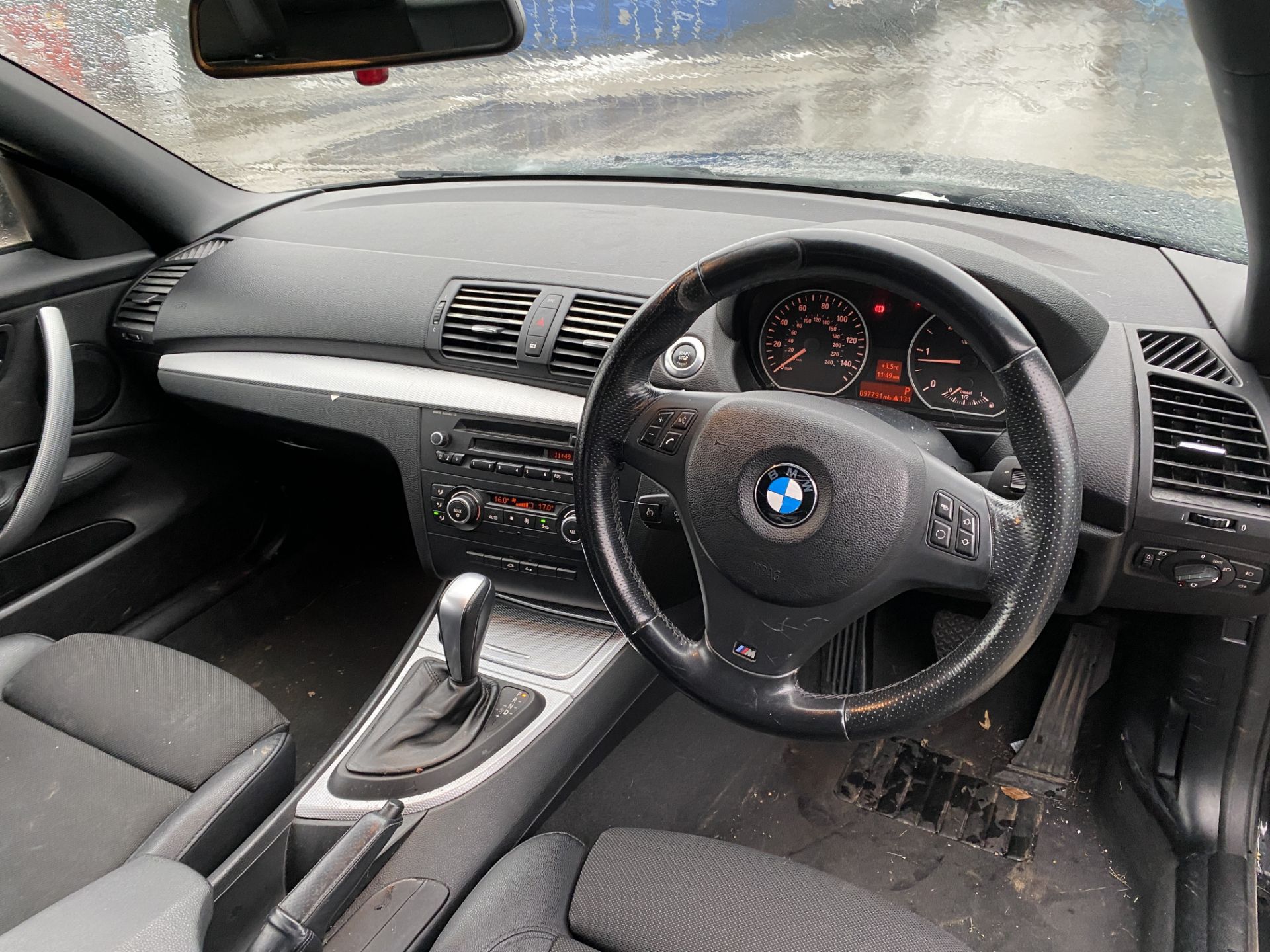 BMW 118D M SPORT AUTO CONVERTIBLE - 6 Speed Auto - Diesel - Black. Registration No. - Image 14 of 33