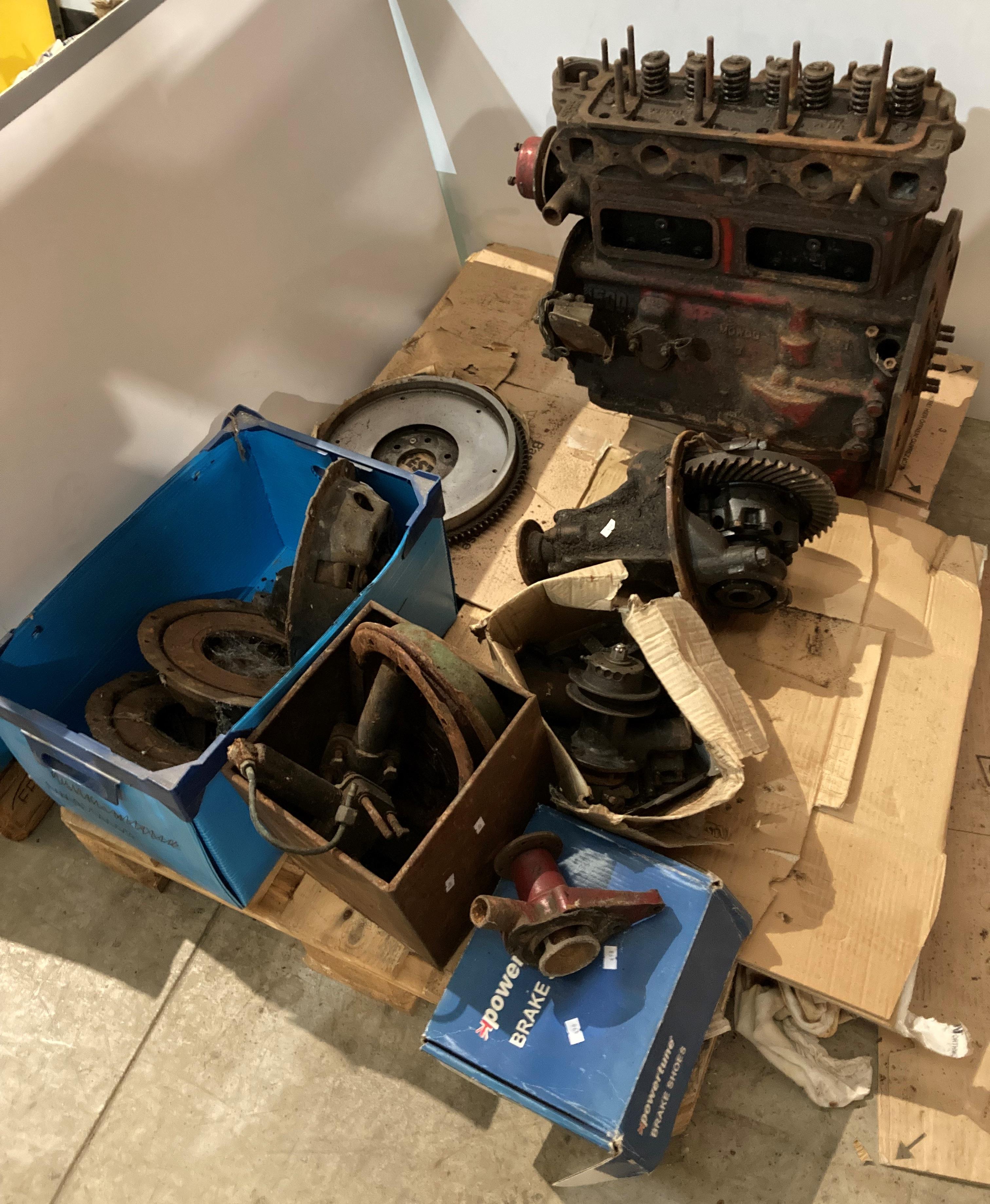 Contents to pallet - a 1500 MG (possibly for a VA Touer) rare engine and assorted engine parts