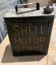 A vintage Shell metal motor spirit can (no contents) (saleroom location: MA1)