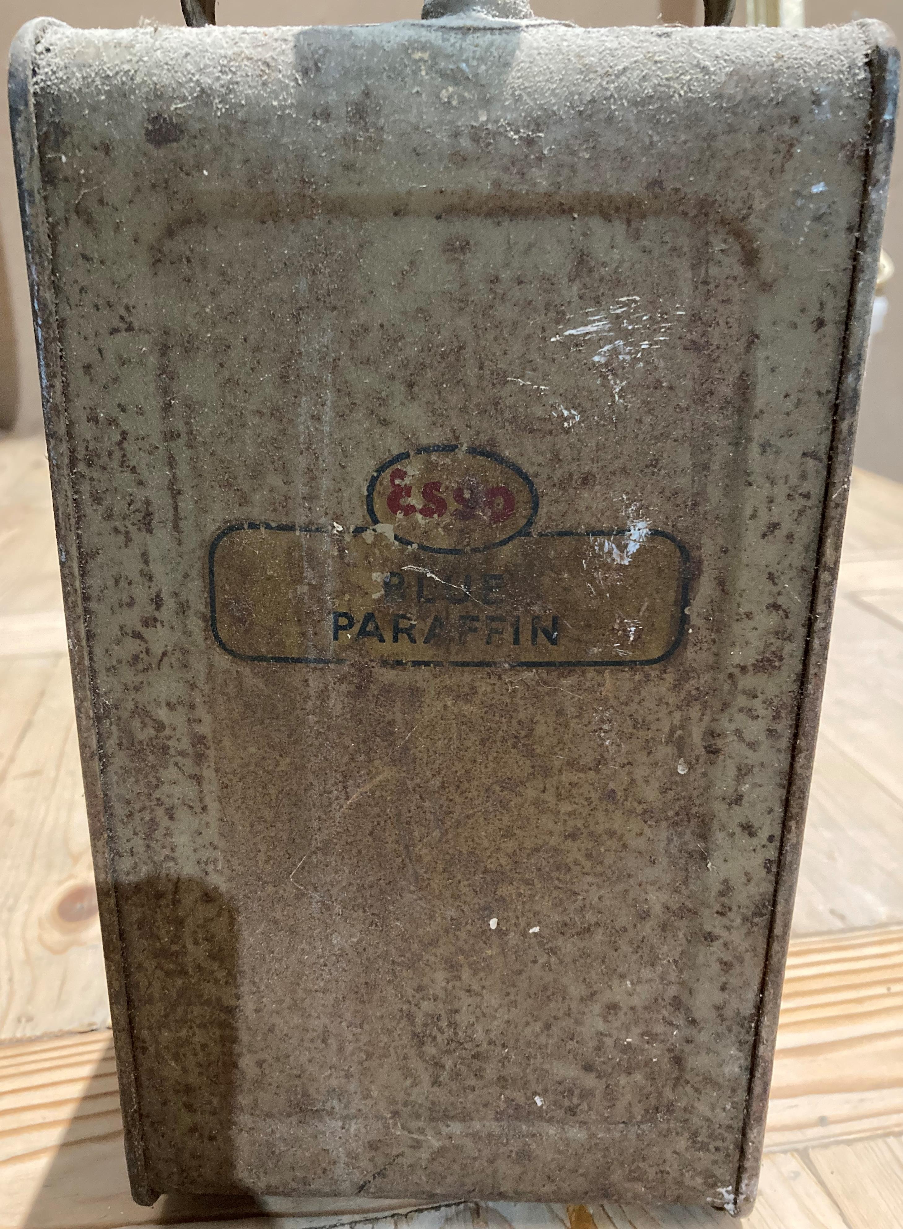 Vintage metal Esso blue paraffin can (no contents) (saleroom location: MA1) - Image 2 of 2