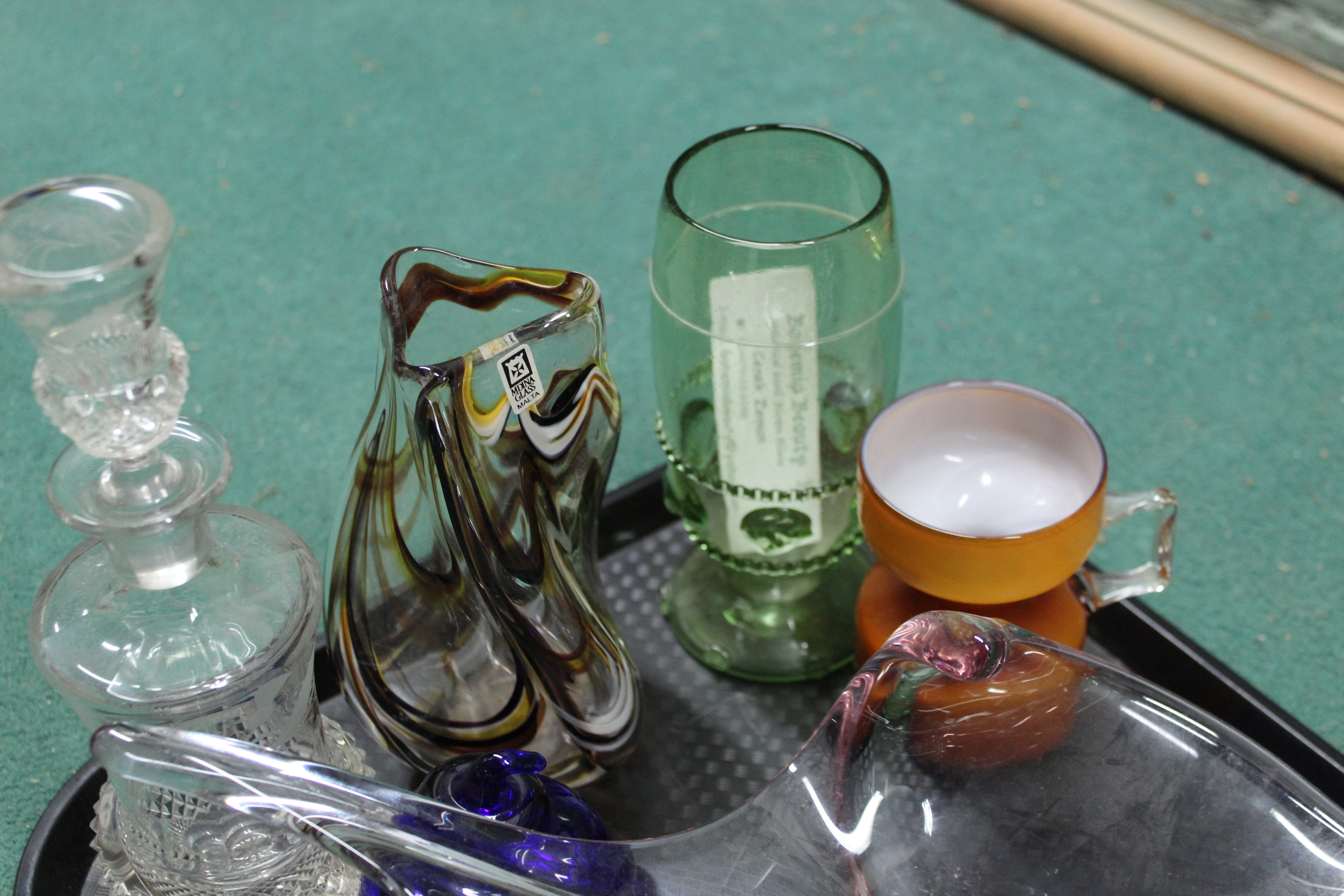 Mixed glassware including a small thistle shaped decanter, - Image 2 of 4