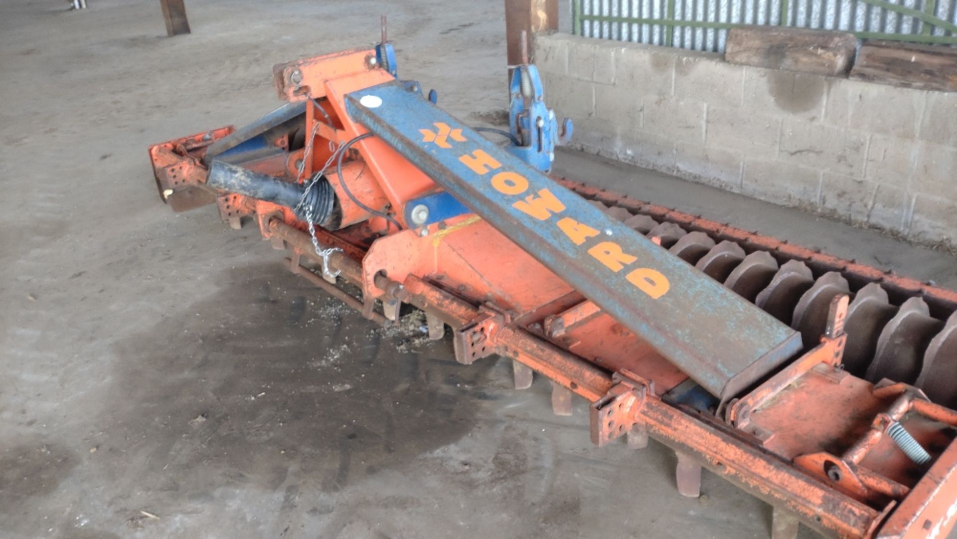 Howard 3m Power harrow with piggy back linkage and packer roller