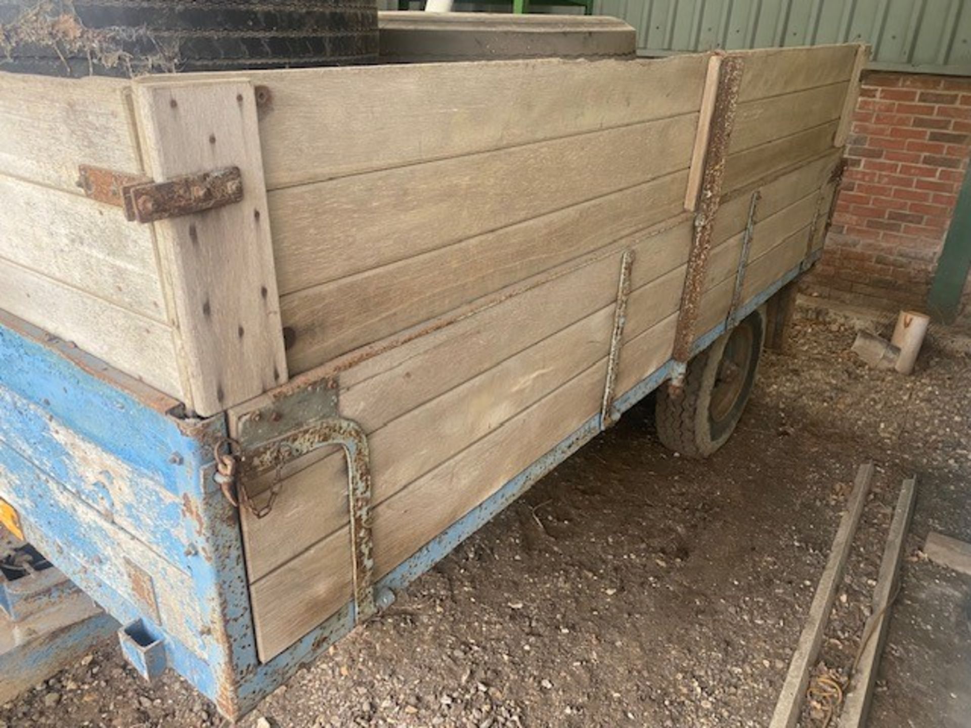 3-4 ton Tye tipping trailer in lovely original condition, - Image 4 of 7