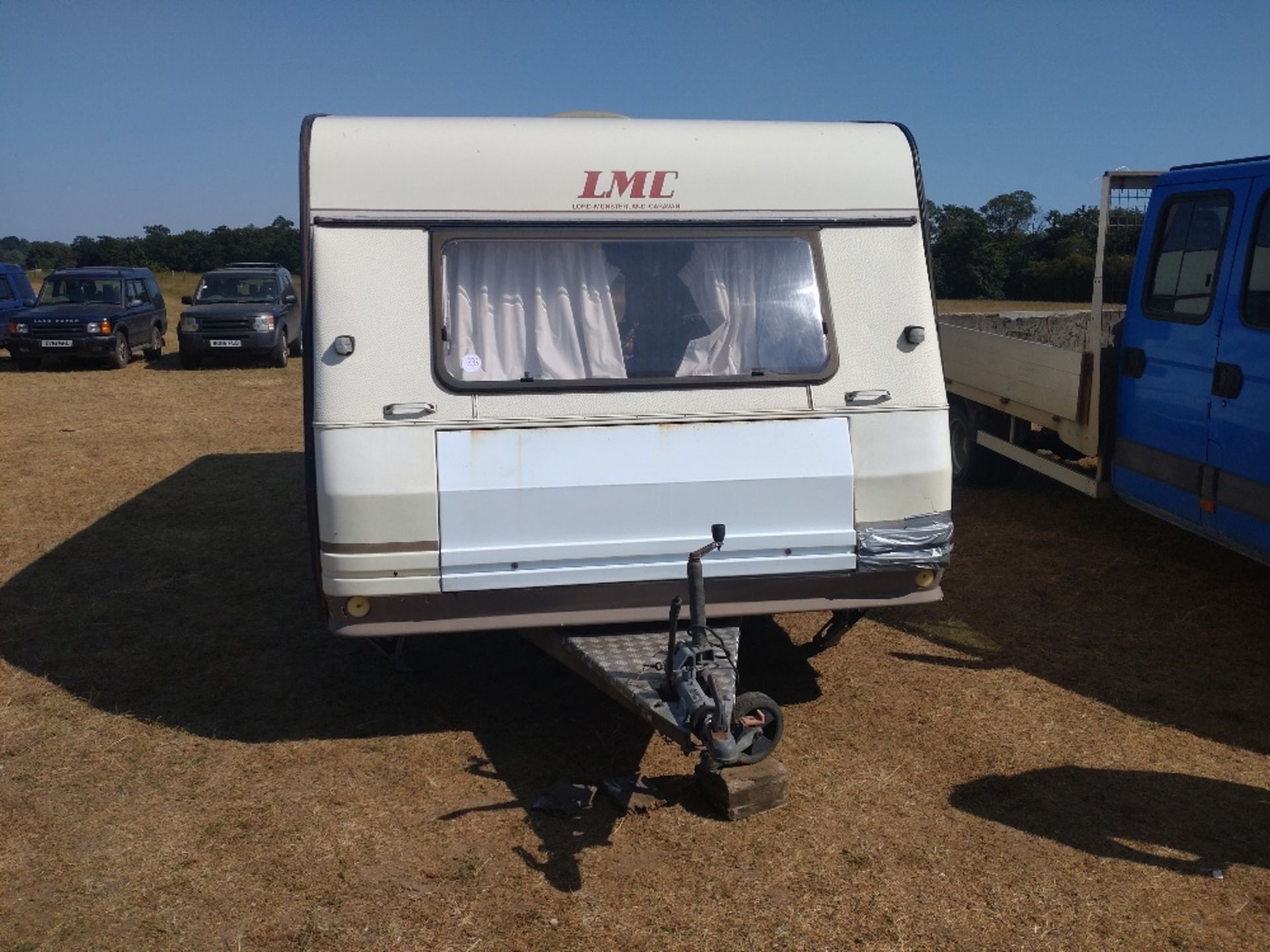 LMC Caravan - Image 3 of 7