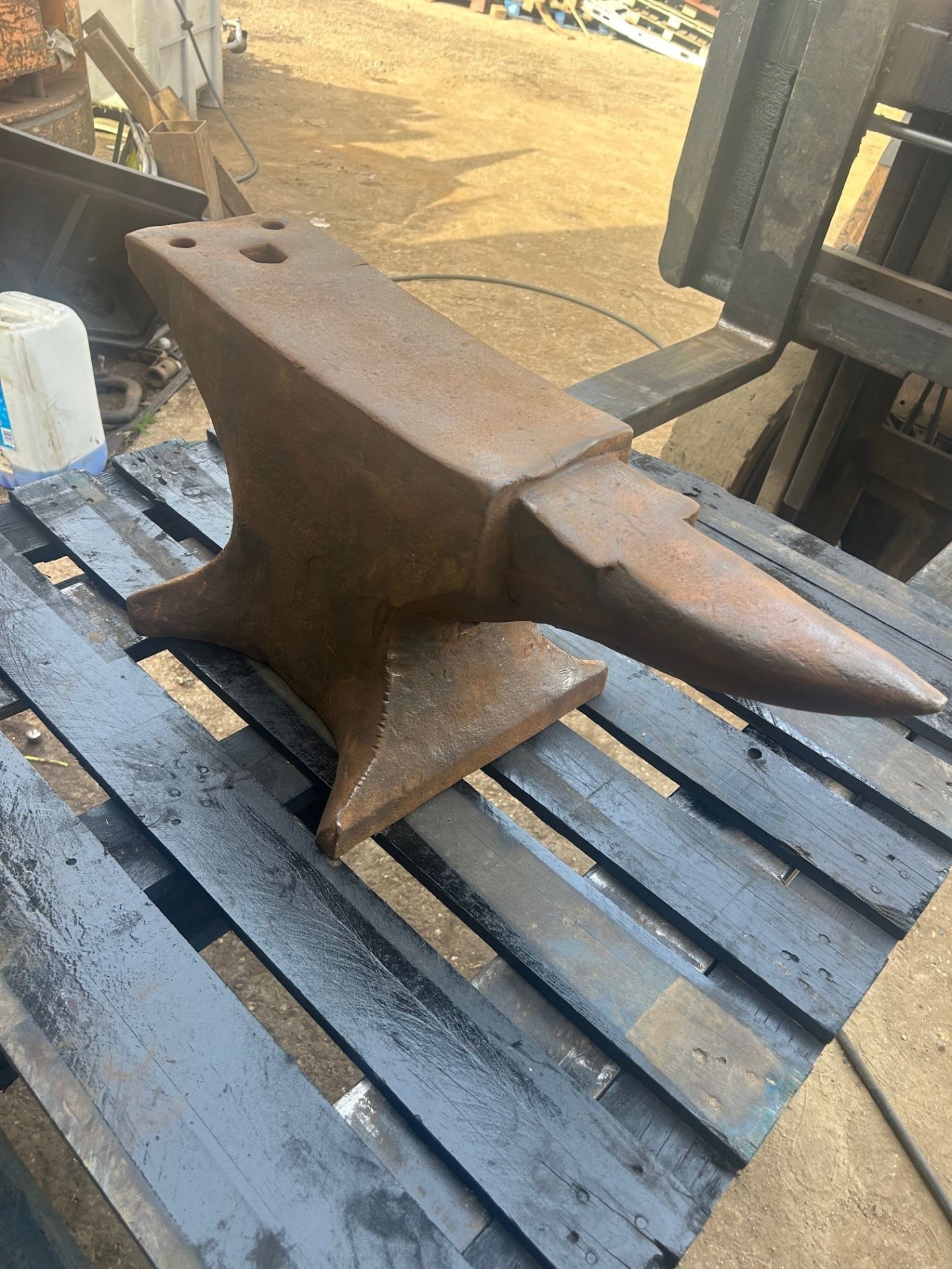 Blacksmiths anvil, - Image 3 of 4