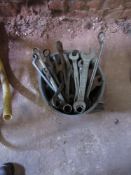 Collection of mixed spanners,