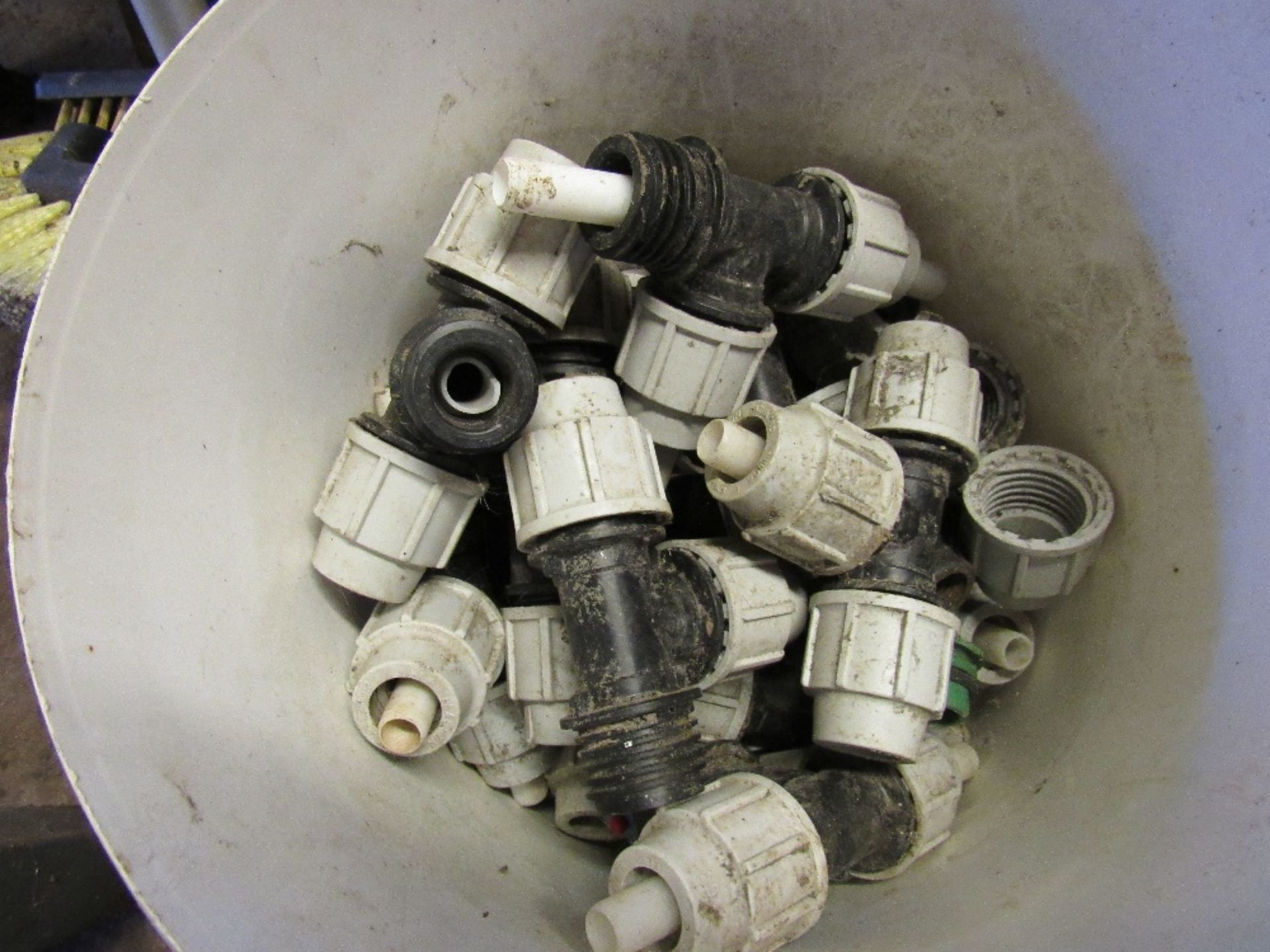 18 x Buckets and 2 x Trays plastic water fittings - Image 4 of 4