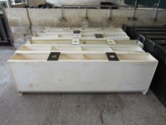 6 x White plastic feeders, approximately 7ft,