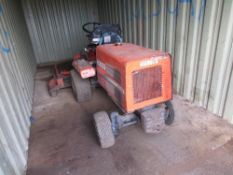 Kubota F2000 lawn tractor with 4 wheel drive and 5ft mower, 1,