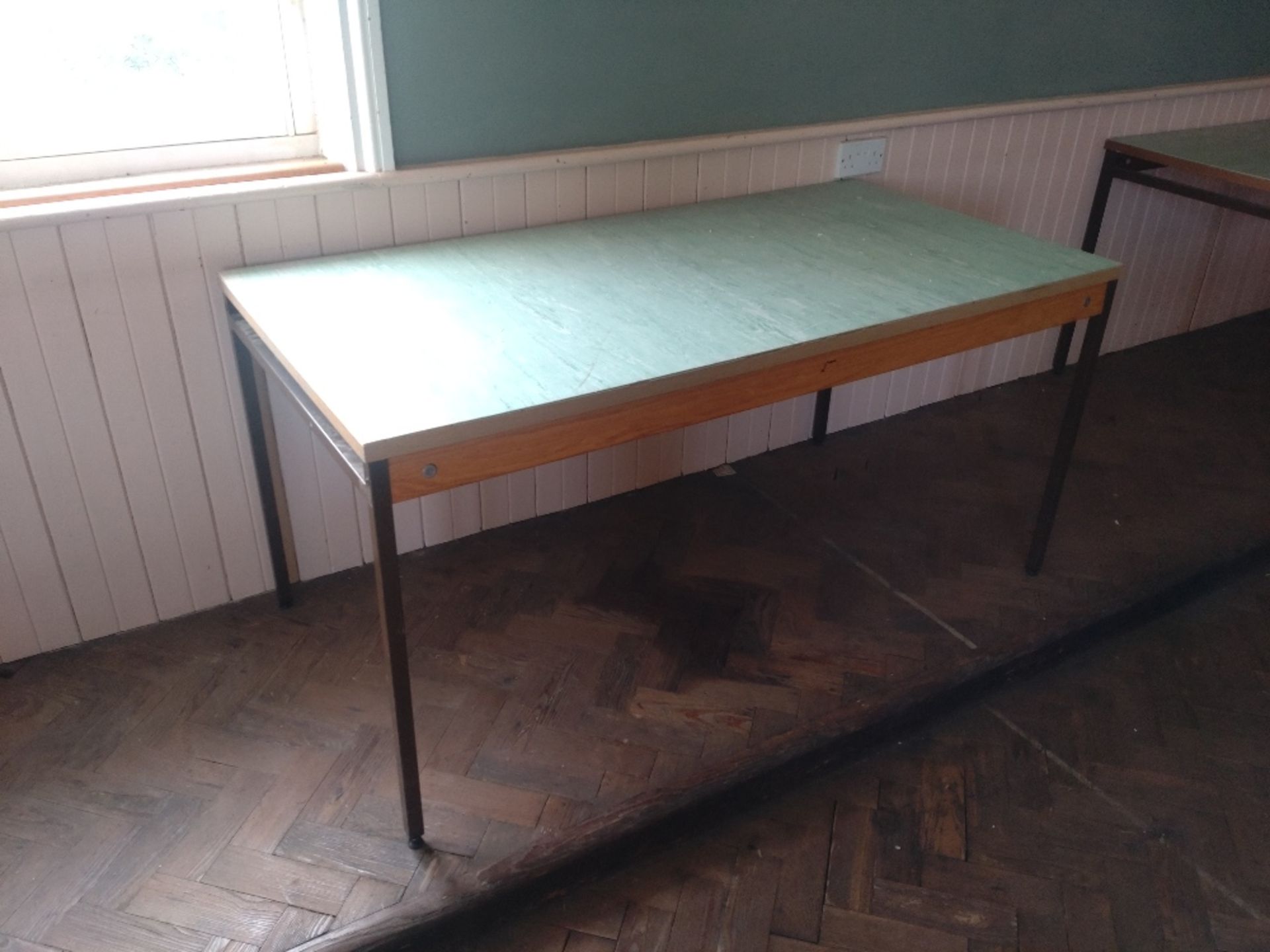 2 x Tables 4' x 8'