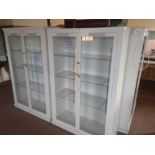 Pine display cabinet, 3 glass shelves 46