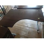 "L" shaped desk 160cm x 120cm with separ