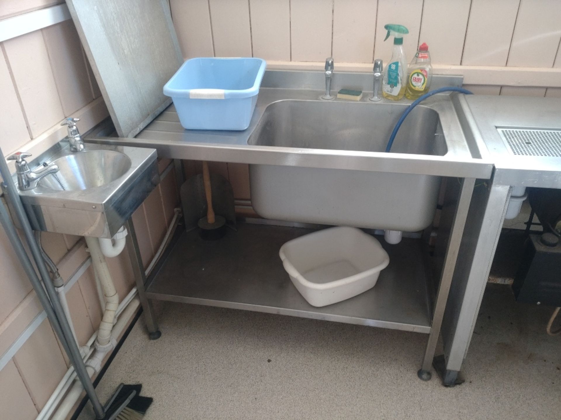 Stainless steel sink unit 120cm x 65cm