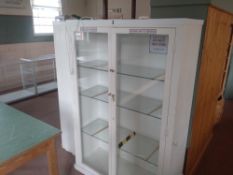 Pine display cabinet, 3 glass shelves 46