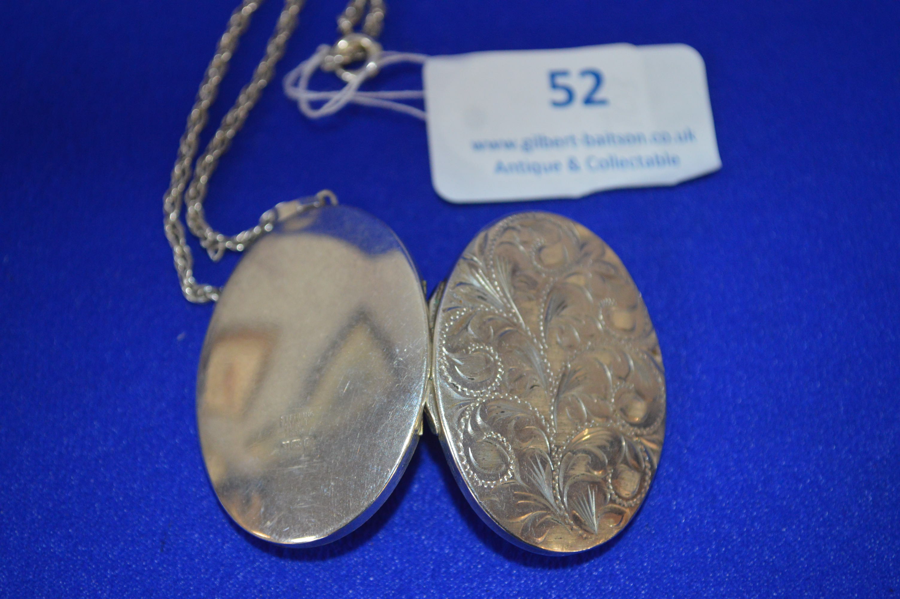 Hallmarked Sterling Silver Large Locket & Chain ~18g, Birmingham 1976 - Image 2 of 2