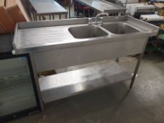 * S/S double sink with under-shelf