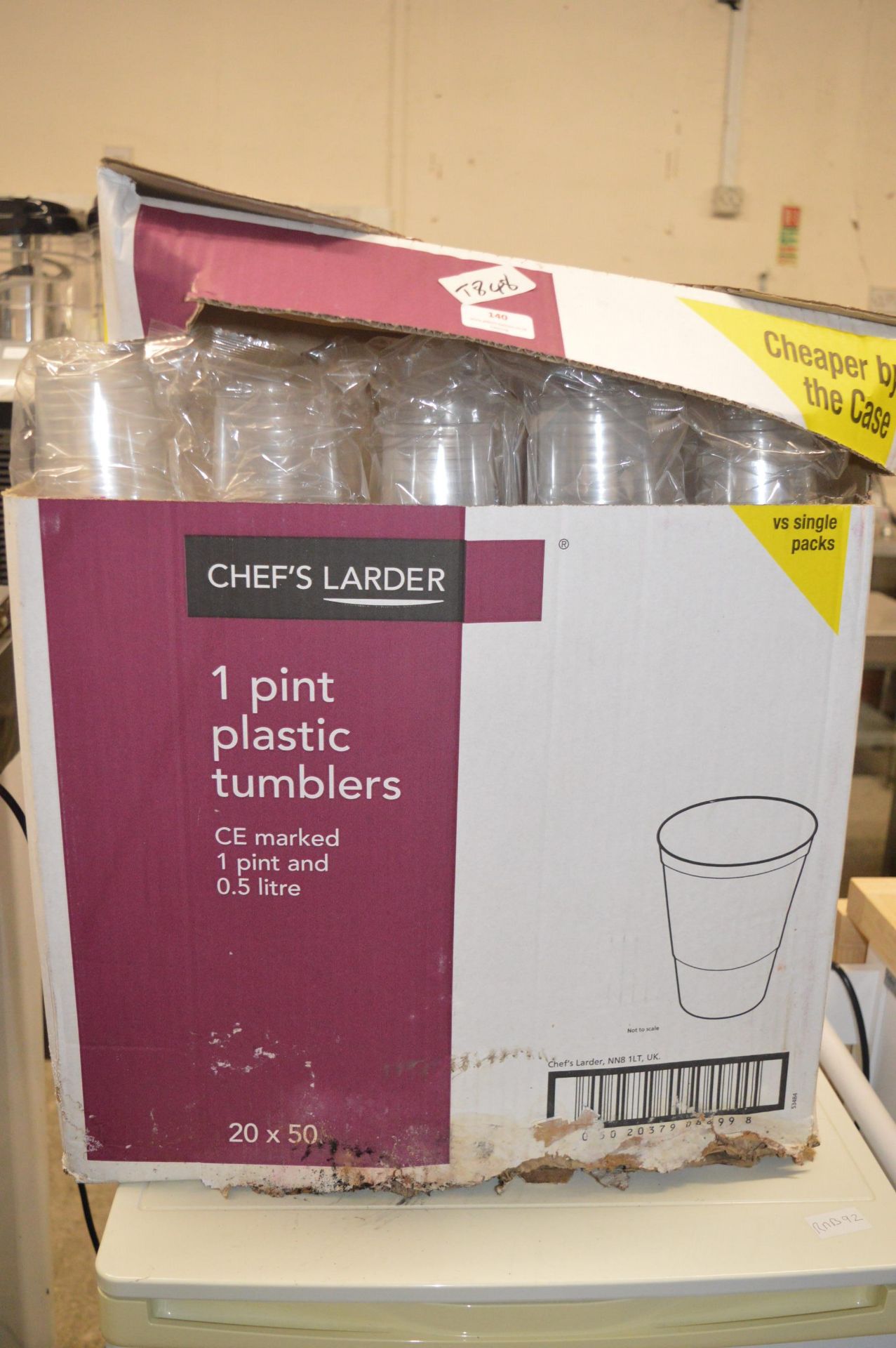 Box of 1 Pint Plastic Cups