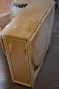 *Drop leaf Table on Wheels with Four Folding Chair