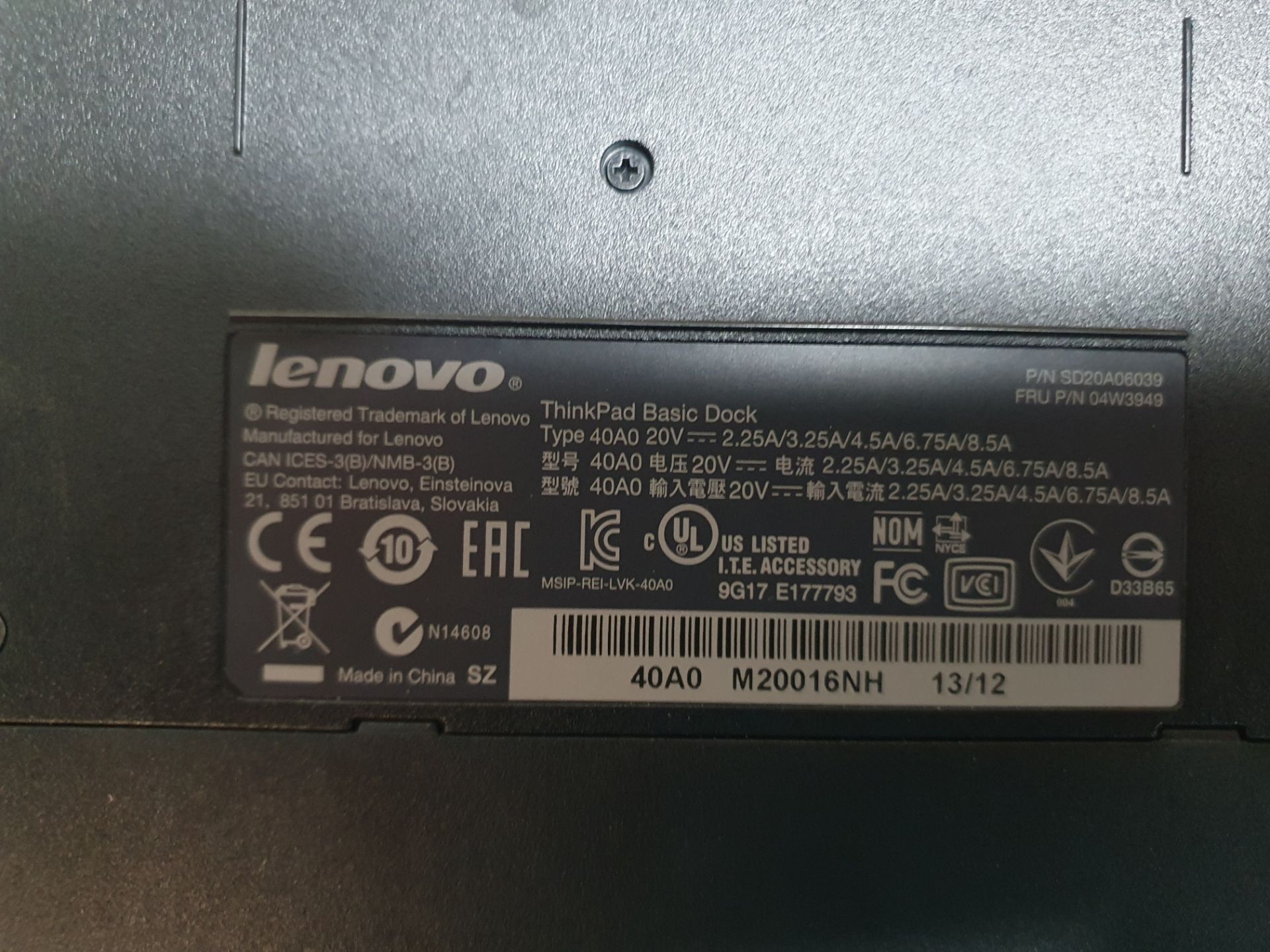 * Lenovo ThinkPad Basic Dock - Image 2 of 2