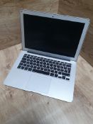 * MacBook Air 'core i7' 17 GHz 13" early 2014