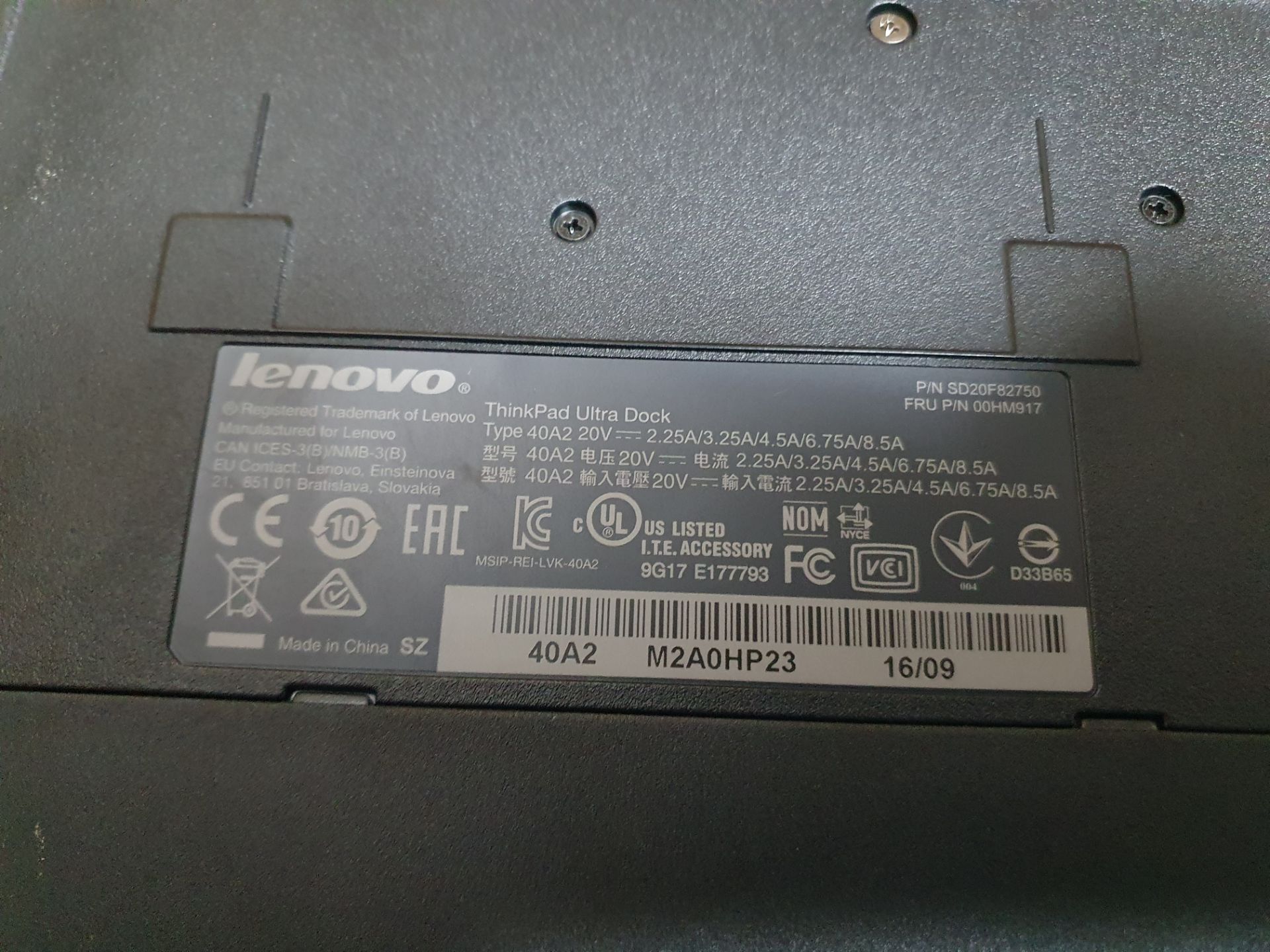 * Lenovo ThinkPad Ultra Dock - Image 2 of 2