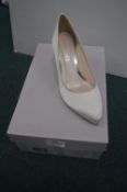 Rainbow Stella Ivory Satin & Silver Shoes Size: 5
