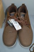 *Skechers Classic Fit Shoes Size: 10