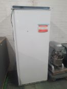 * Polar CD614 upright fridge - with manual