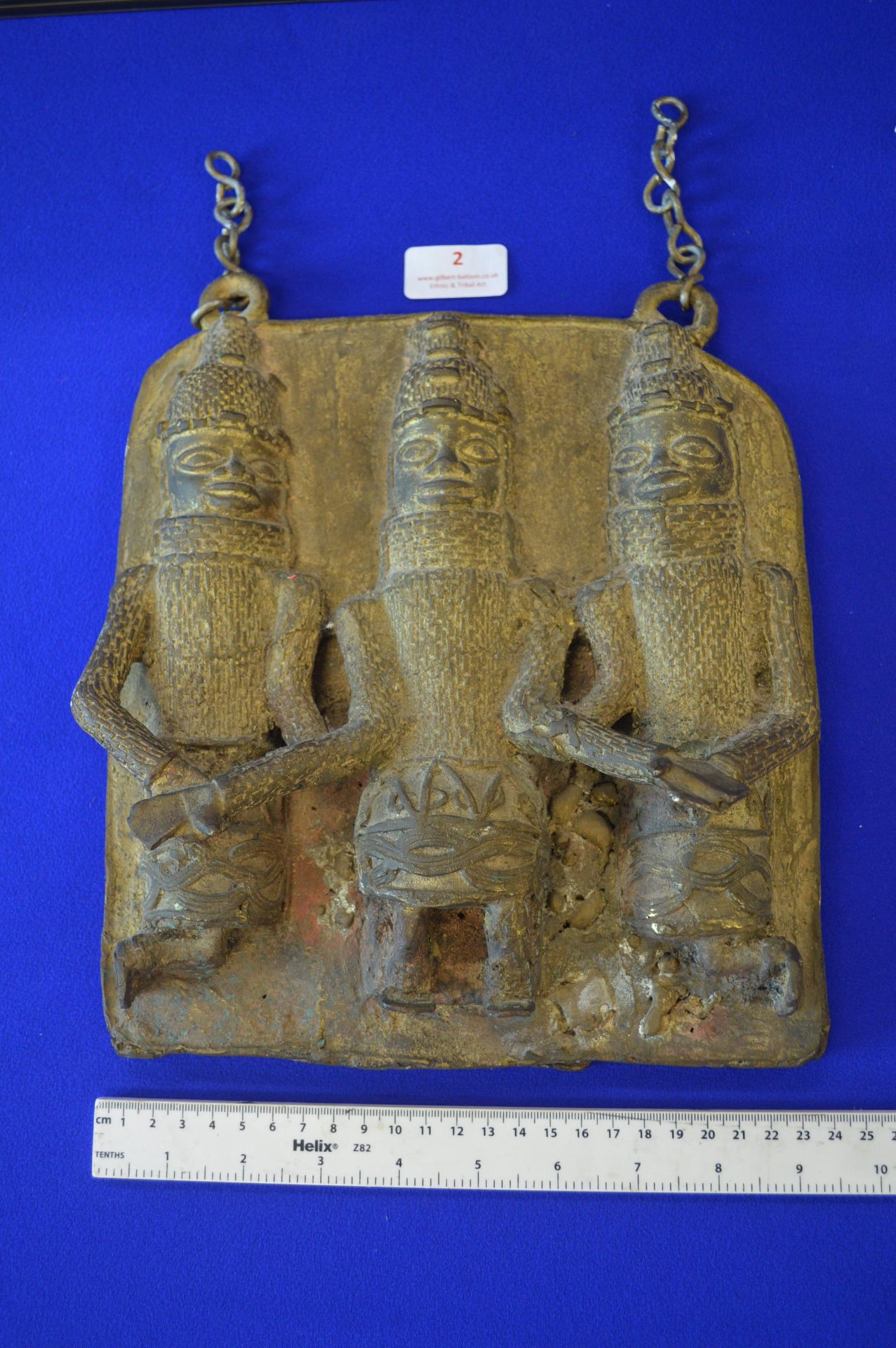 Benin Bronze Plaque Depicting Three Figures - Image 2 of 3