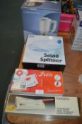 Assorted Electrical Items: Cook Works Liquidiser,