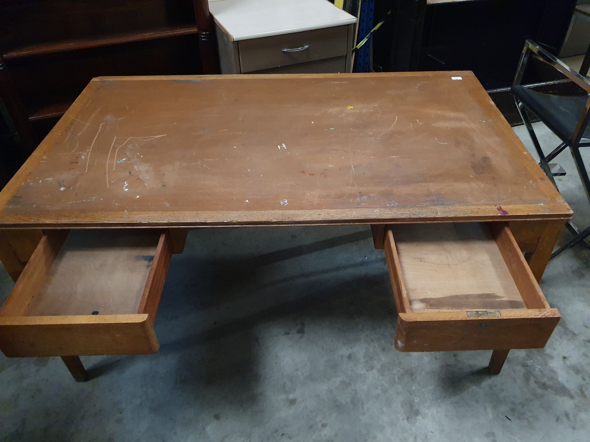 * large wooden desk with 2 drawers 1530w x 920d x 760h - Image 2 of 2