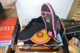 Pair of Heelys Trainers Size: 6