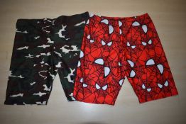 *Two Pairs of Unisex Shorts (1x Camo, 1x Spiderman) Size: M