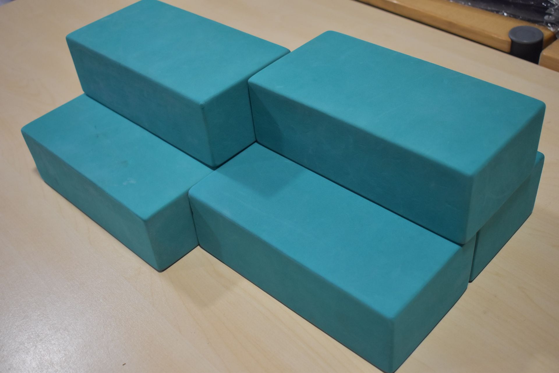 *Six Green Yoga Blocks