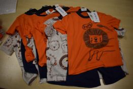 Five Carter’s 2pc Child’s Tops Sets Size: 4T