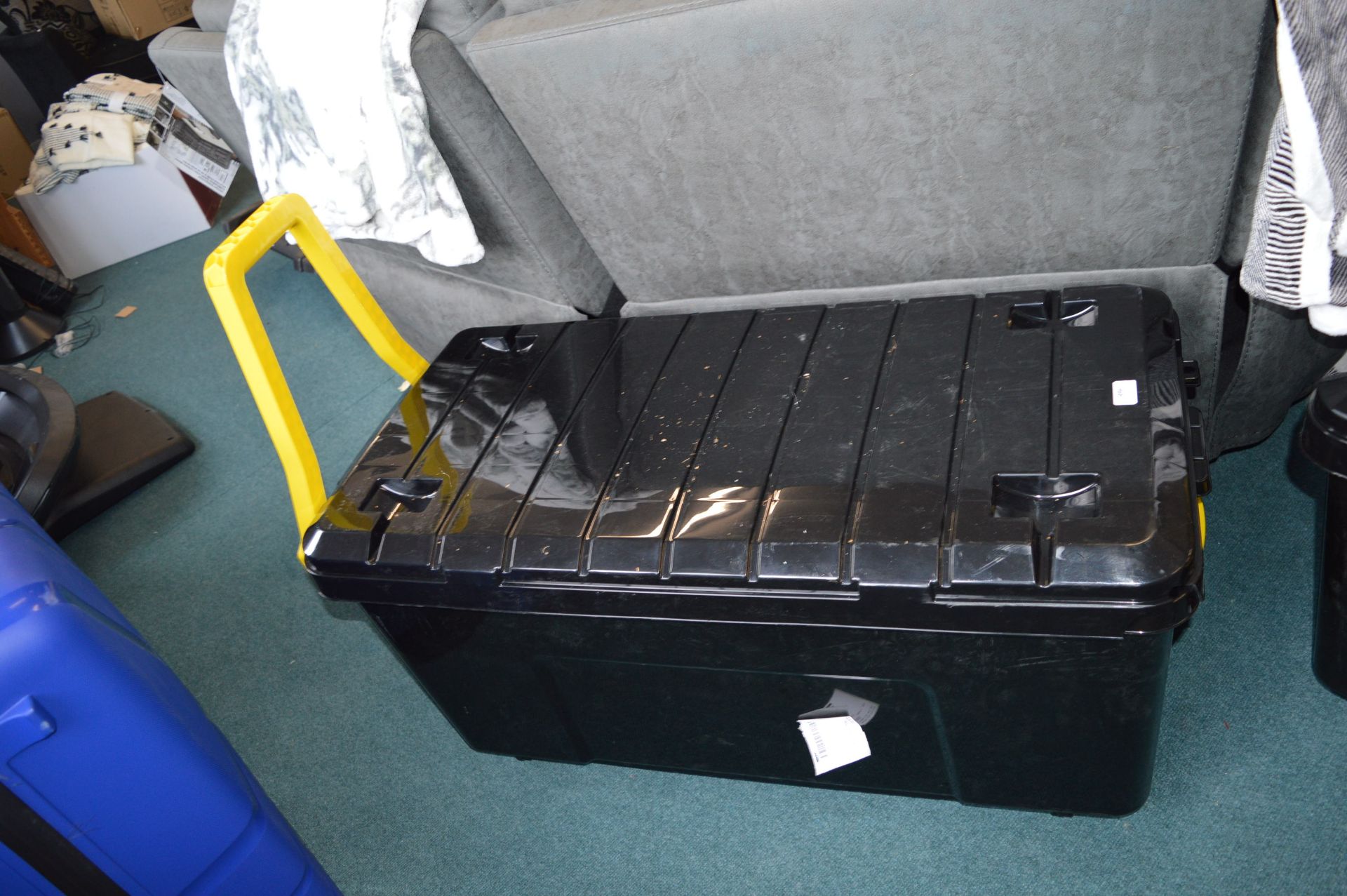 *160L Wheeled Storage Trunk