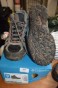 *Columbia Men's Waterproof Walking Boots Size: 8