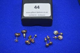 Four Pairs of 9k Gold Ear Studs ~2.4 gold weight