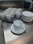 * 12 x coffee cups and saucers