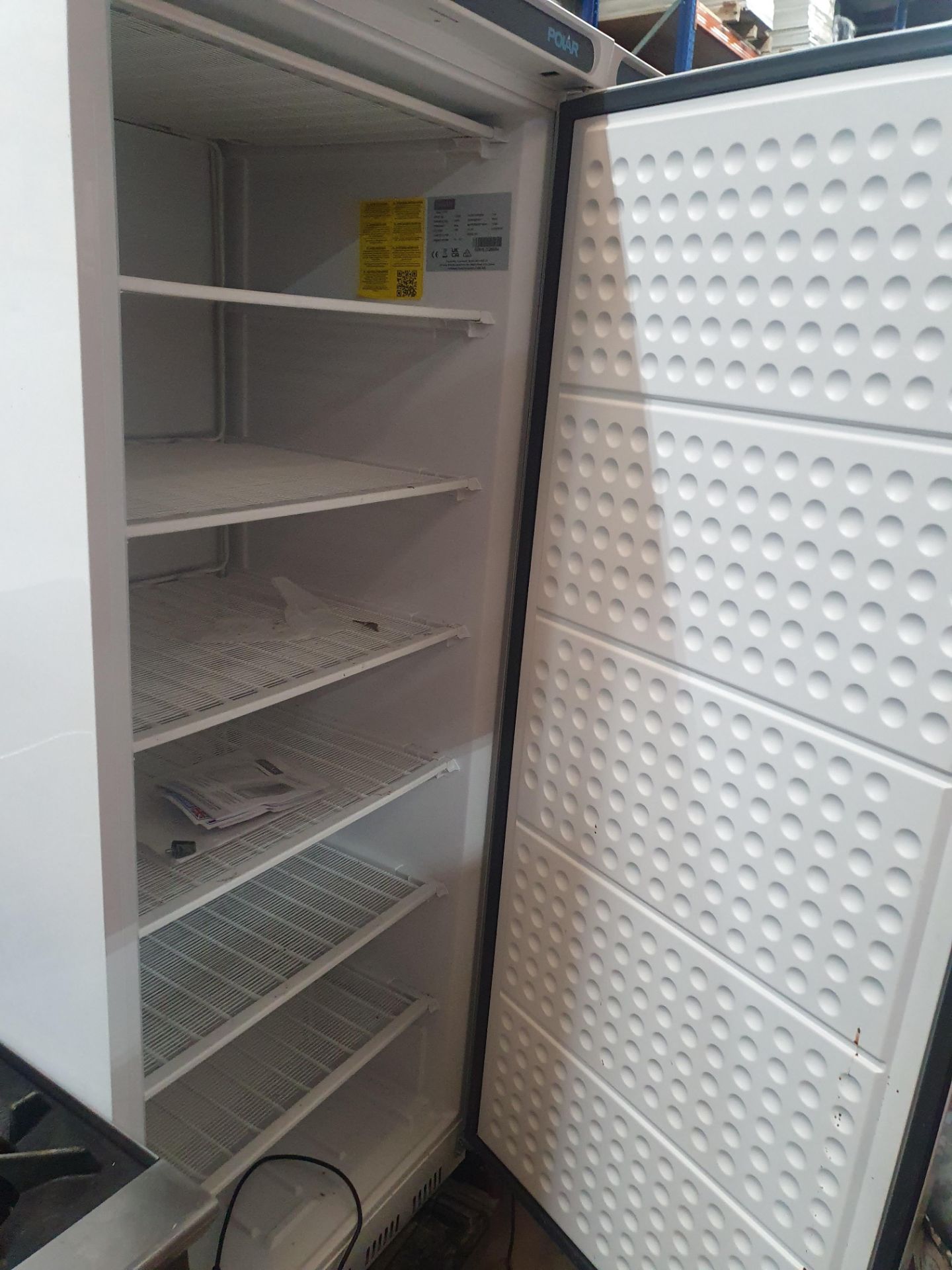 * Polar upright freezer CD615 - 600L - with manual - Image 2 of 4