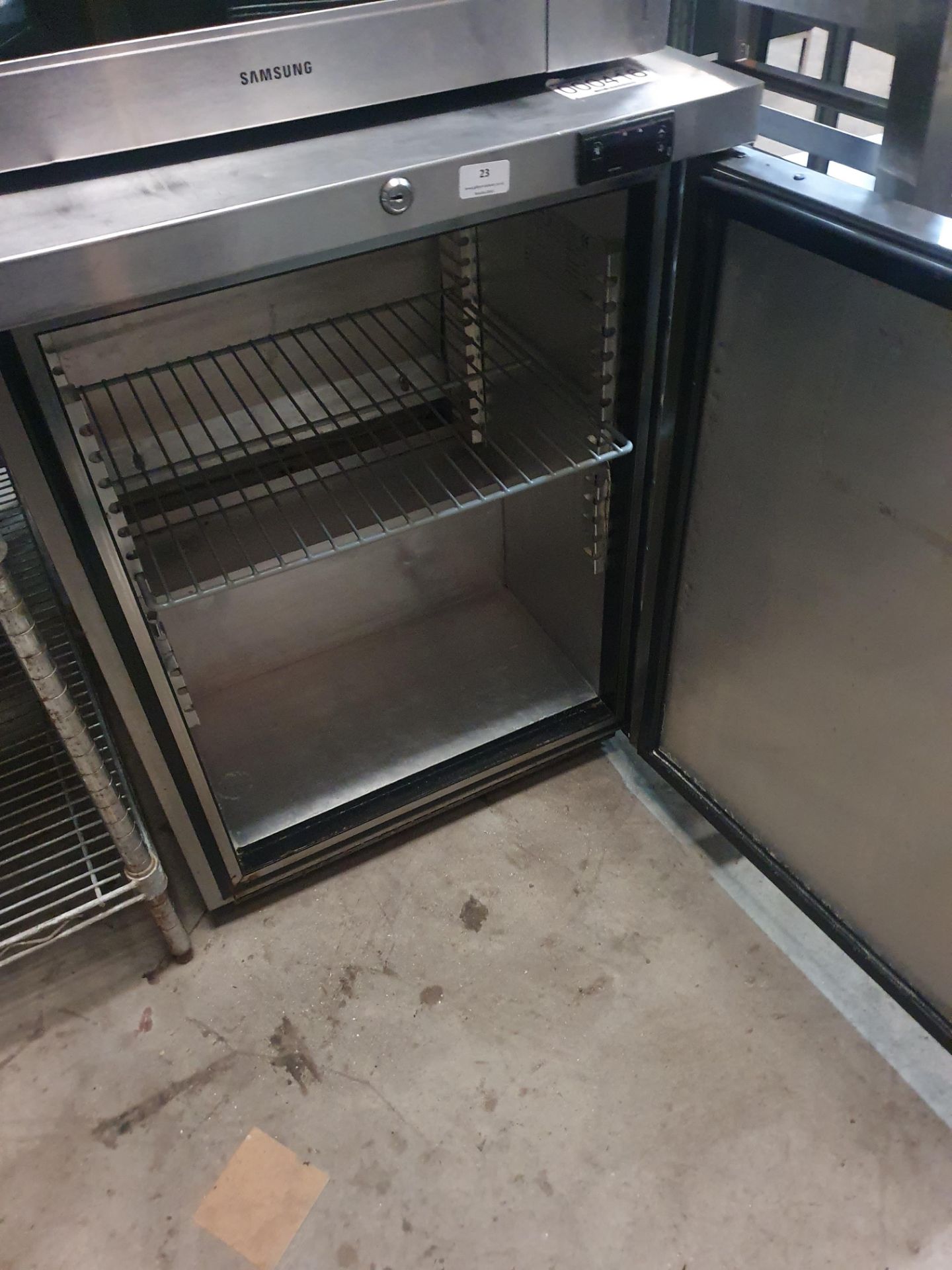 * Foster undercounter fridge HR150 - Image 2 of 3