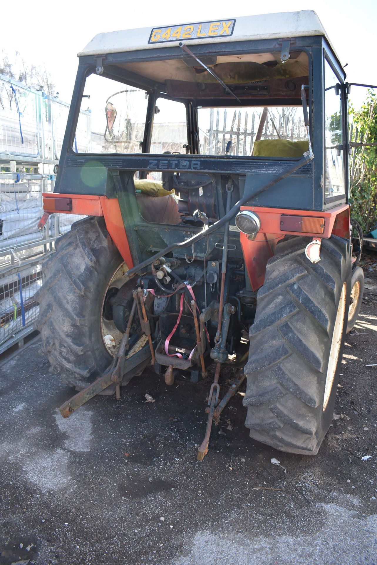 Zetor Tractor 6211 with TN360A Front Loader, Forklift Tines, and Shovel Bucket Reg: G442 LEX, - Image 6 of 10