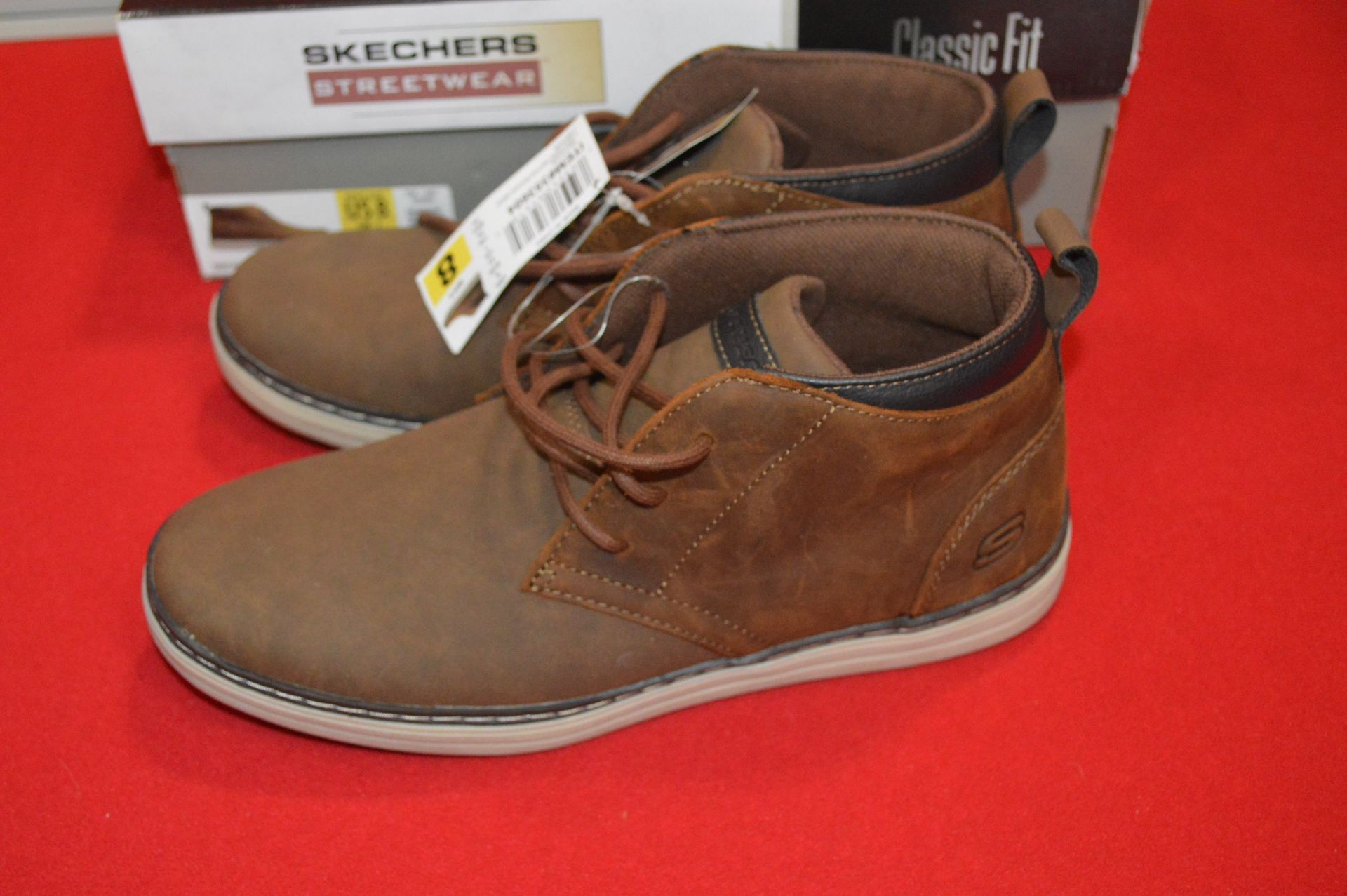 *Skechers Men’s Street Wear Brown Leather Ankle Boots Size: 7