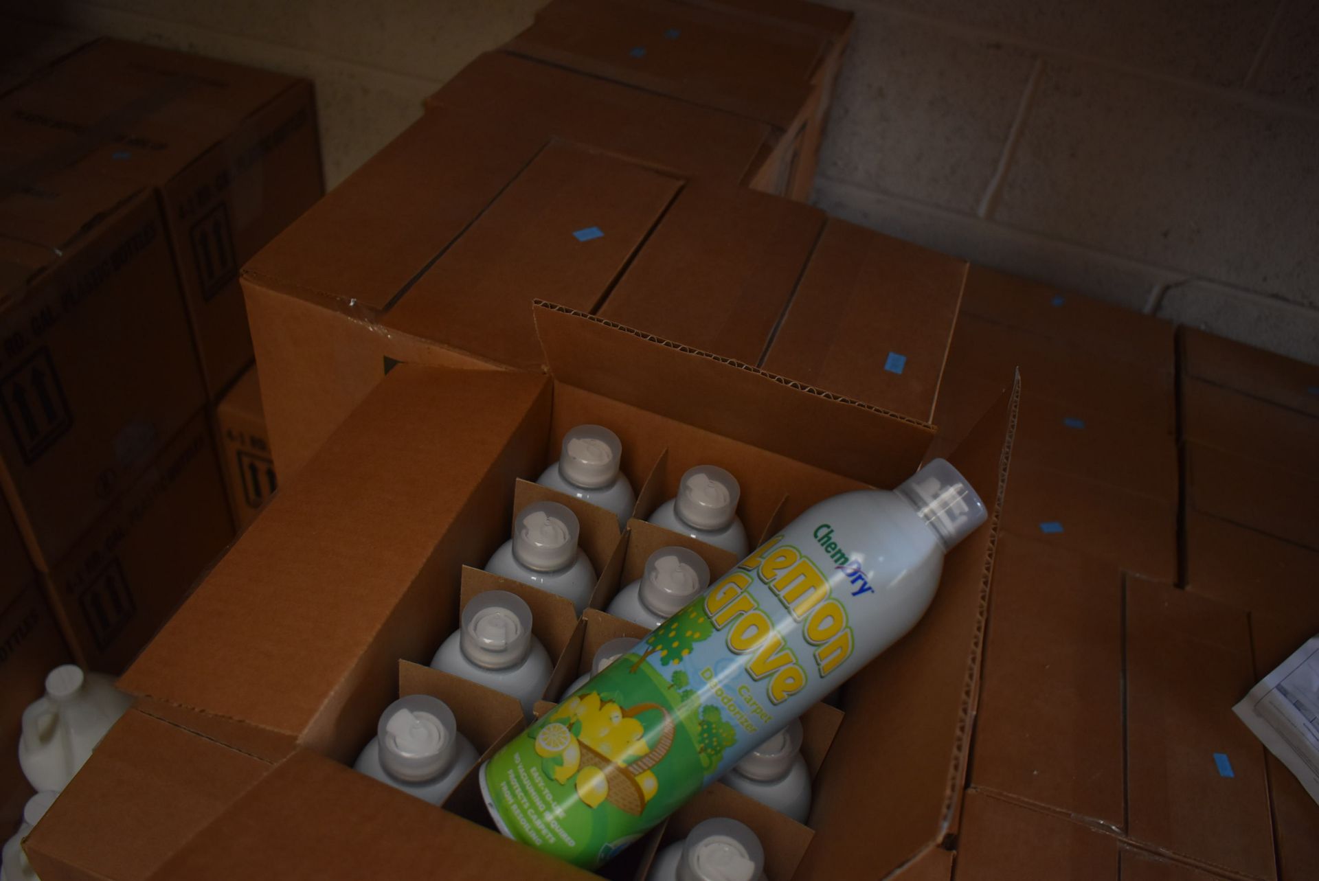 *12 Cans of ChemDry Lemon Grove Carpet Deodouriser - Image 2 of 2