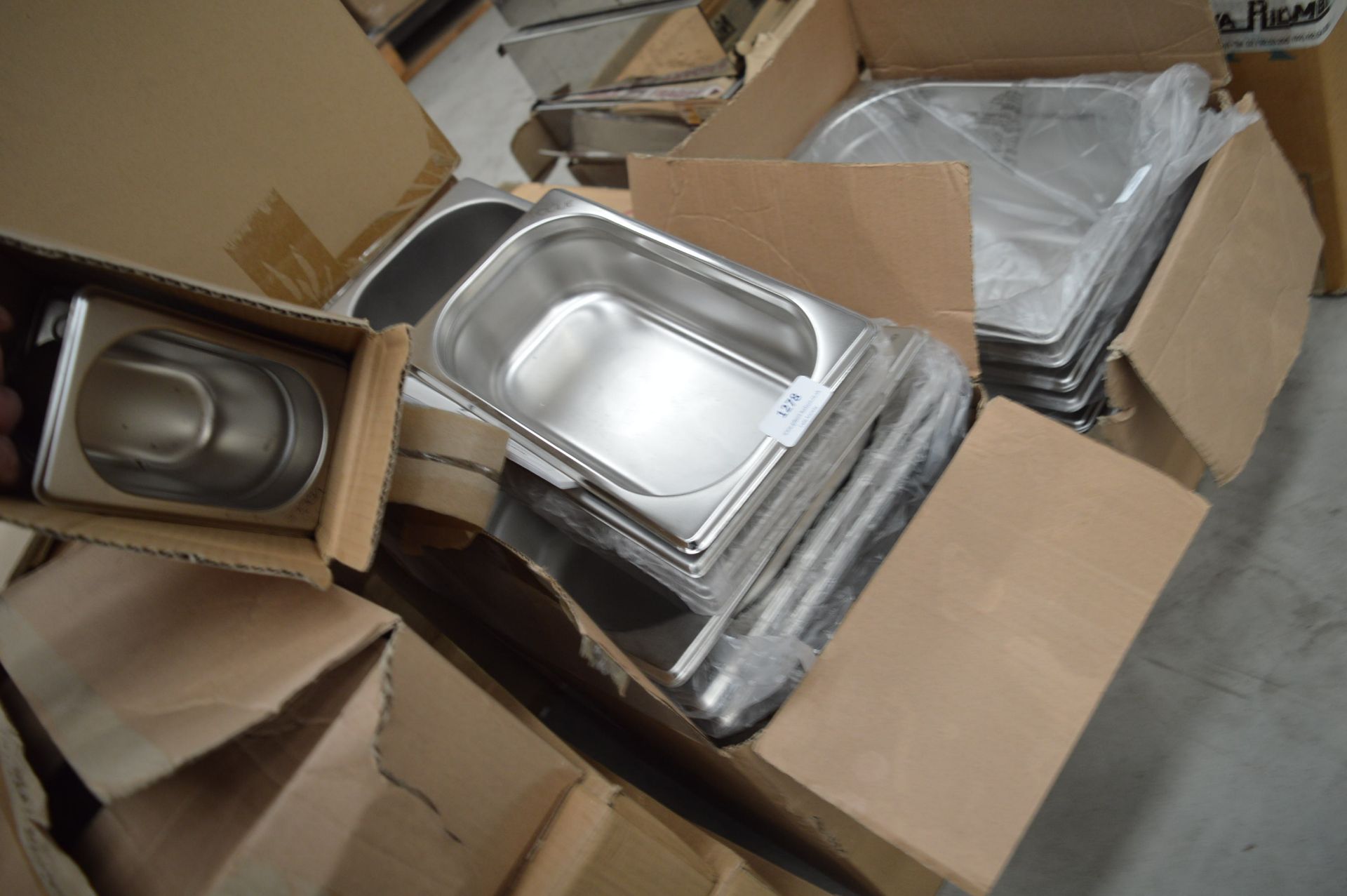 *Assorted Genware and Vogue Bain Marie Inserts