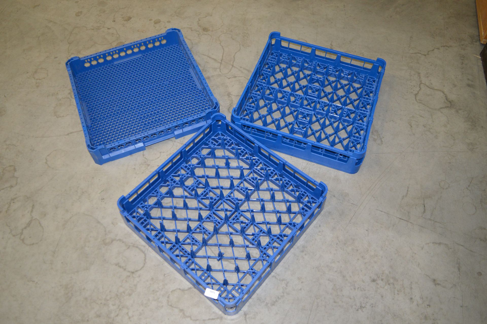 *Three Dishwasher Trays