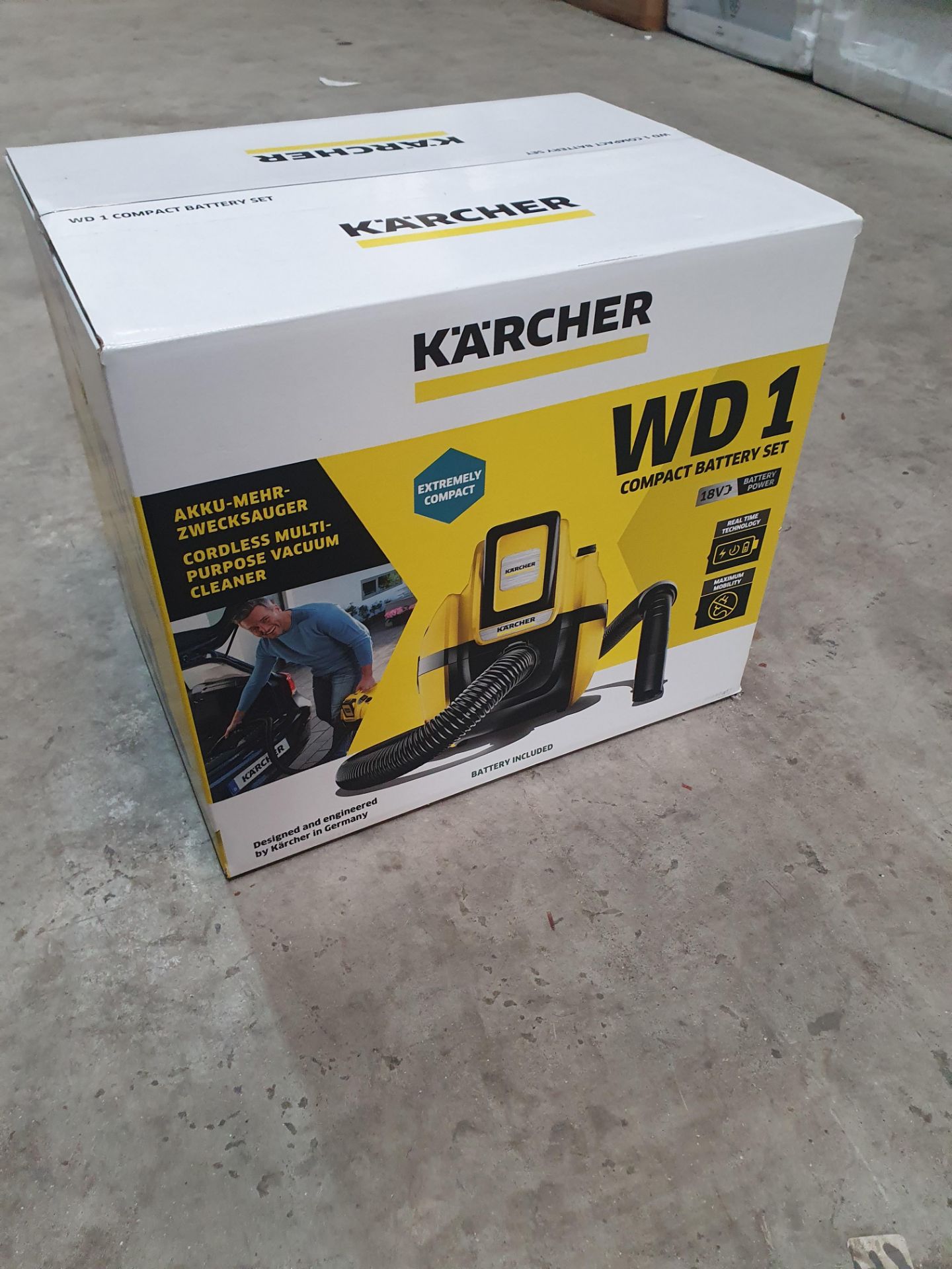 * Karcher WD1 wet & dry vacuum cleaner - compact battery set. RRP £150